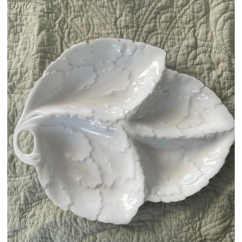 Home Beautiful Vermeil TY001 Petite Bone China Divided Leaf Serving Dish Japan
